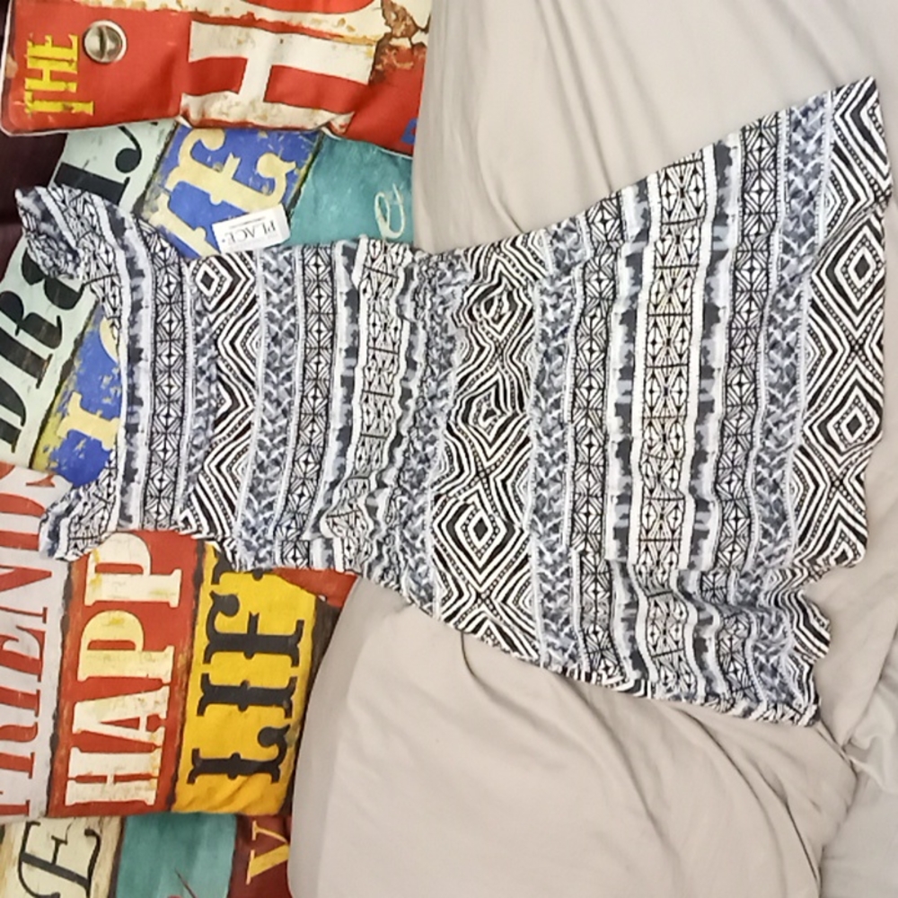 BNWT Girls size 10/12 Summer dress